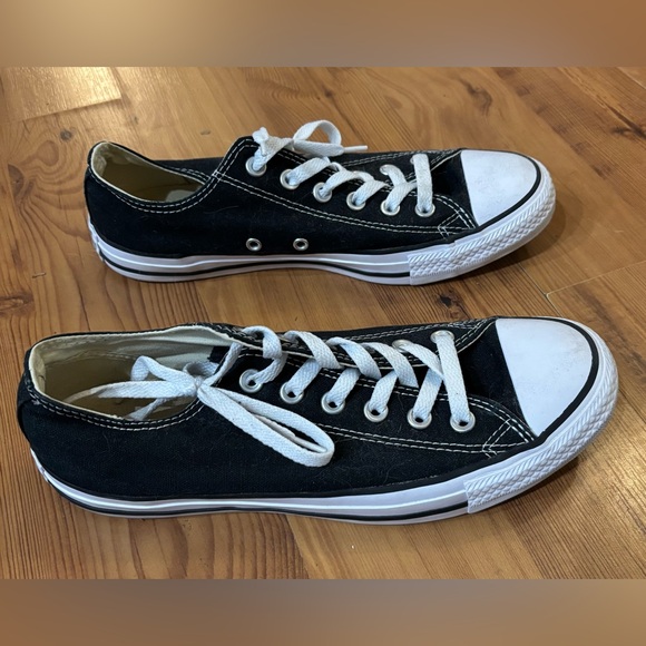 Converse Chuck Taylor All Star Black Men's size 7/Women's size 9 - Picture 4 of 7
